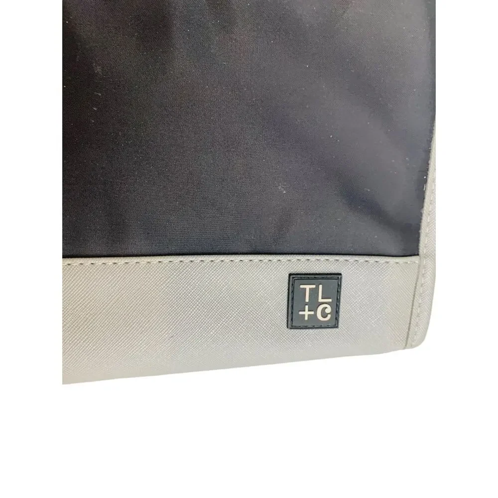 Tough Love + Carry Mens Black Gray Toiletry Grooming Bag New‎ Travel